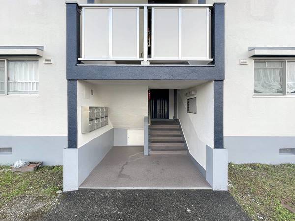 2/3 エントランス