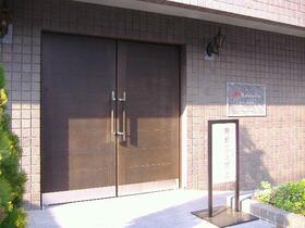 2/2 エントランス