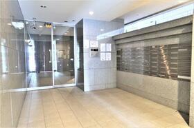 2/3 エントランス