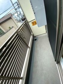 13/16 バルコニー