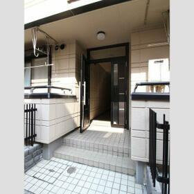 14/15 エントランス