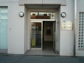 15/16 エントランス