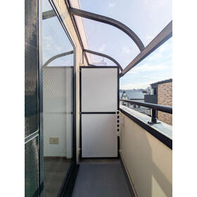 13/16 バルコニー