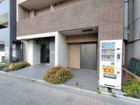 2/2 エントランス