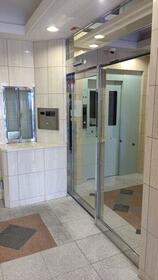 3/3 エントランス