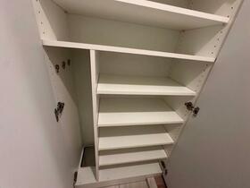 13/22 エントランス