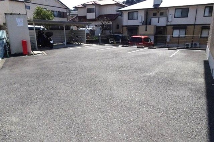 19/20 駐車場