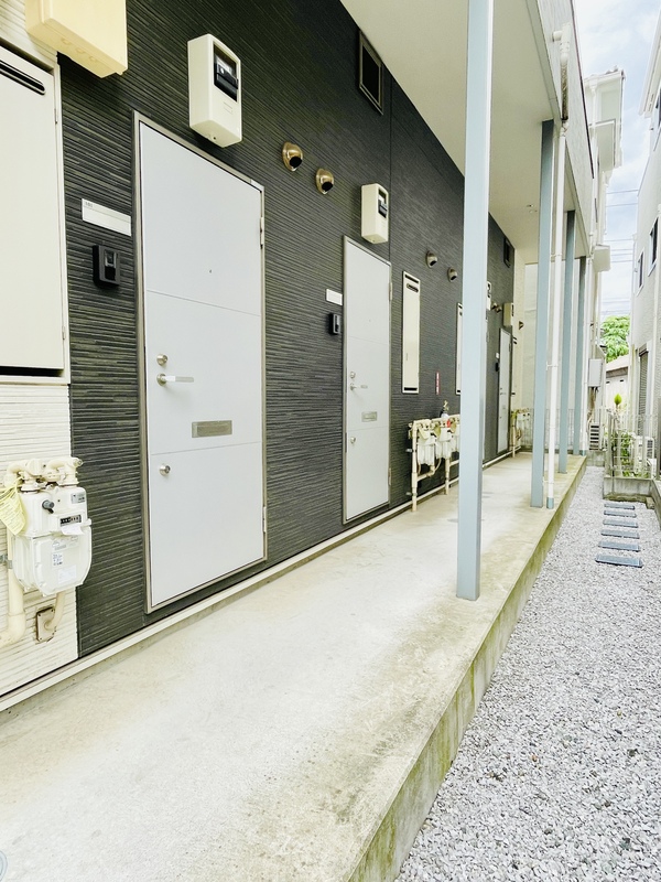 2/2 エントランス