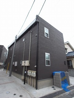 13/13 エントランス