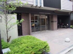 5/5 エントランス