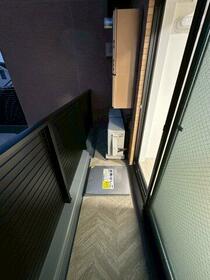 11/11 バルコニー