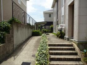 15/16 エントランス