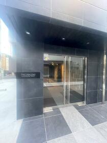 14/15 エントランス