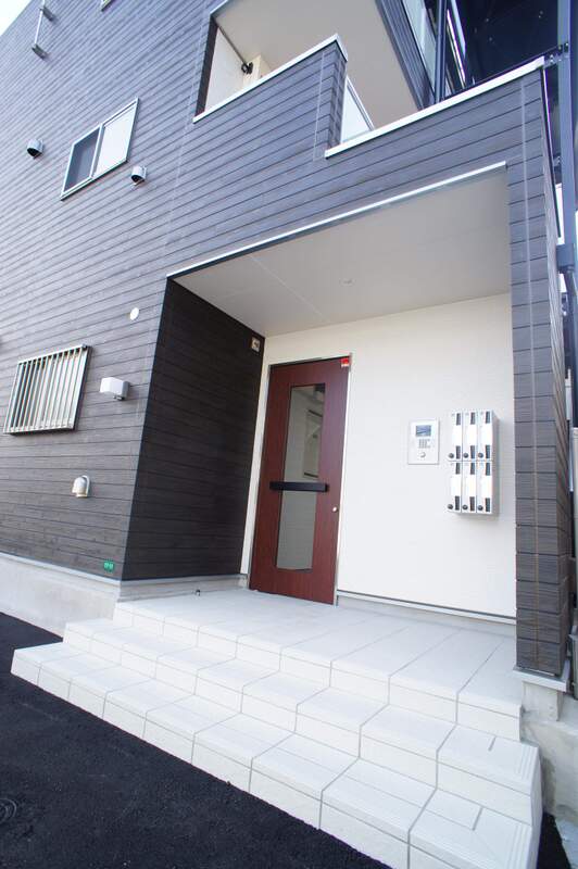 18/18 エントランス