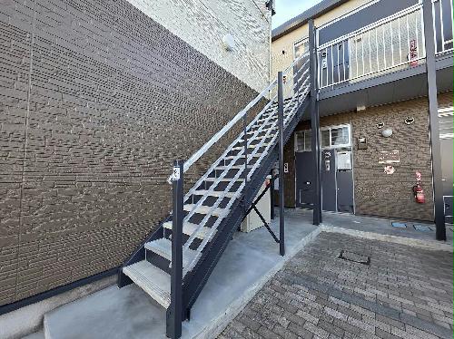 14/22 エントランス