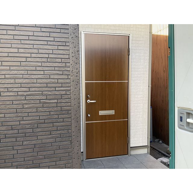 2/2 エントランス