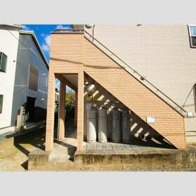 14/18 エントランス