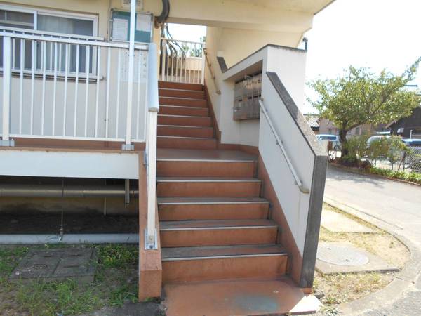 4/4 エントランス