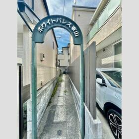 14/14 エントランス