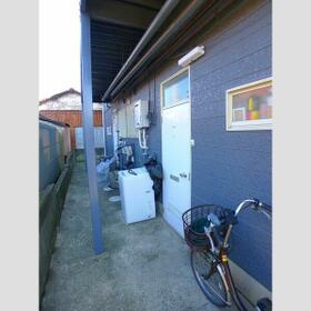 14/15 エントランス