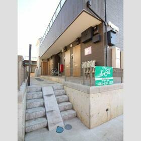 14/14 エントランス