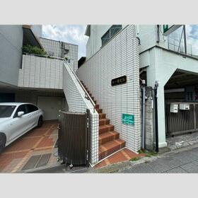 15/15 エントランス