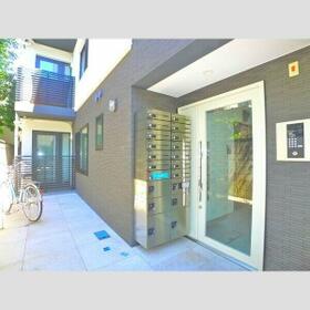 15/16 エントランス