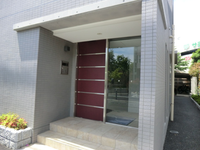 15/25 エントランス