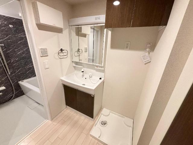 17/27 洗面