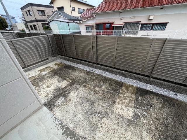 21/30 バルコニー