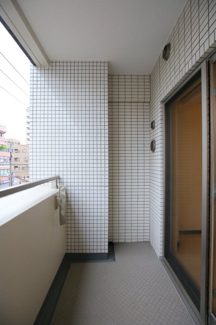 16/28 バルコニー