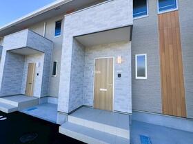 16/16 エントランス