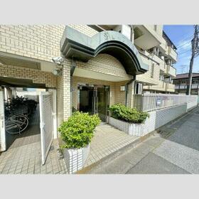 14/14 エントランス