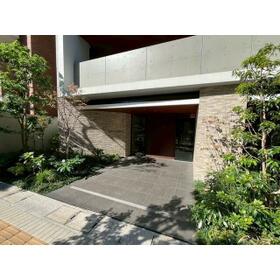 2/3 エントランス