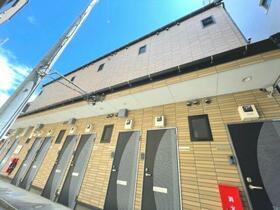 2/2 エントランス