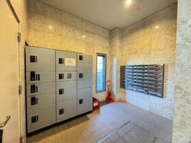 15/16 エントランス