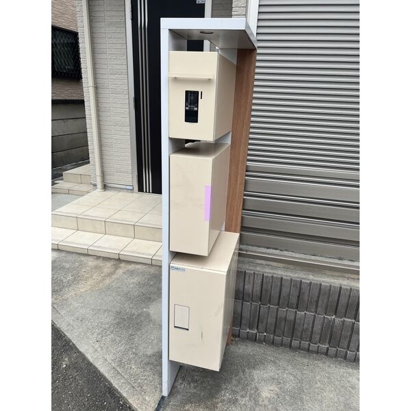 2/2 エントランス