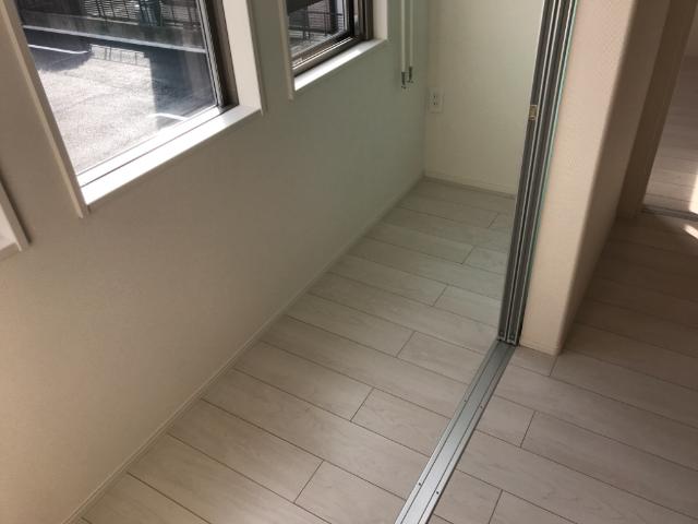 19/28 バルコニー