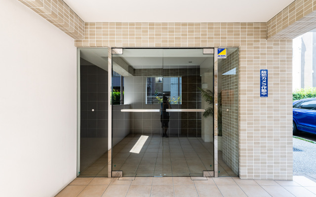 5/5 エントランス