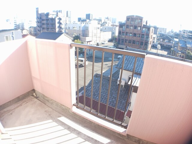 13/20 バルコニー