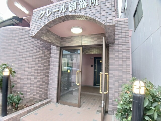 14/20 エントランス