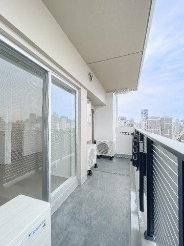 13/30 バルコニー