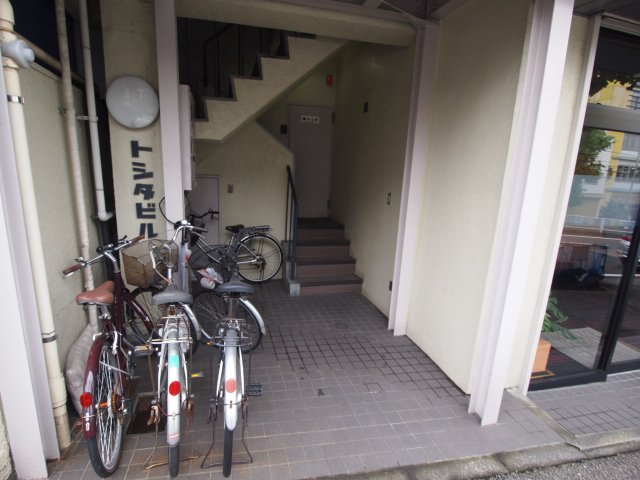 15/22 エントランス