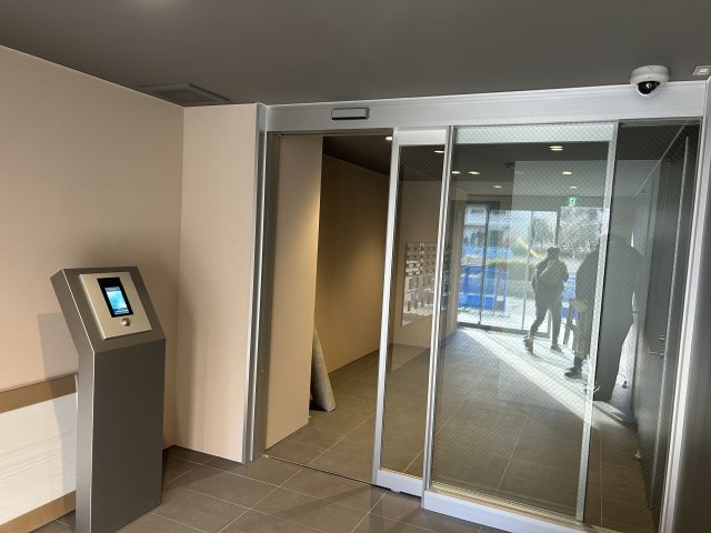 15/19 エントランス