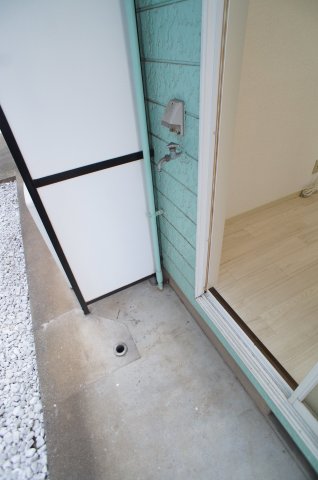 13/19 バルコニー