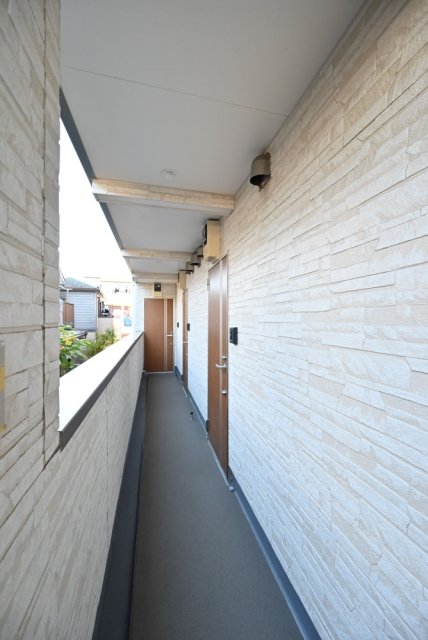 15/16 エントランス