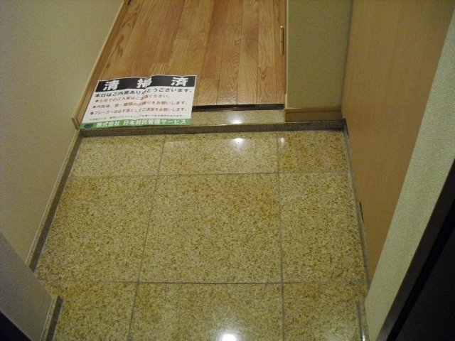 4/11 玄関