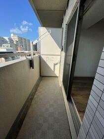 13/16 バルコニー