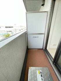 13/16 バルコニー