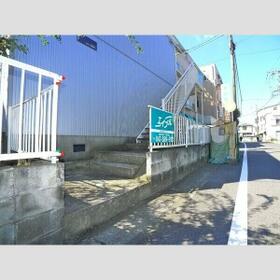 15/15 エントランス